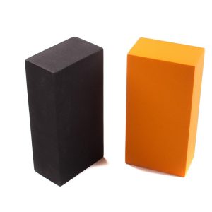 ヨガのアーサナのためのレンガ